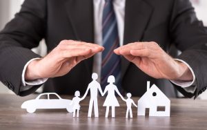 Understanding the difference between and insurance agent and insurance adjuster