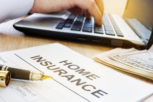 what does homeowners insurance cover